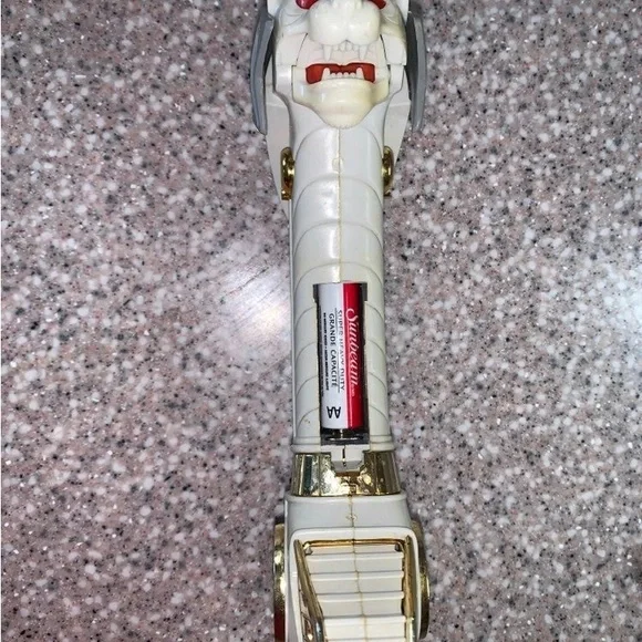 MMPR WHITE RANGER TIGER SWORD
